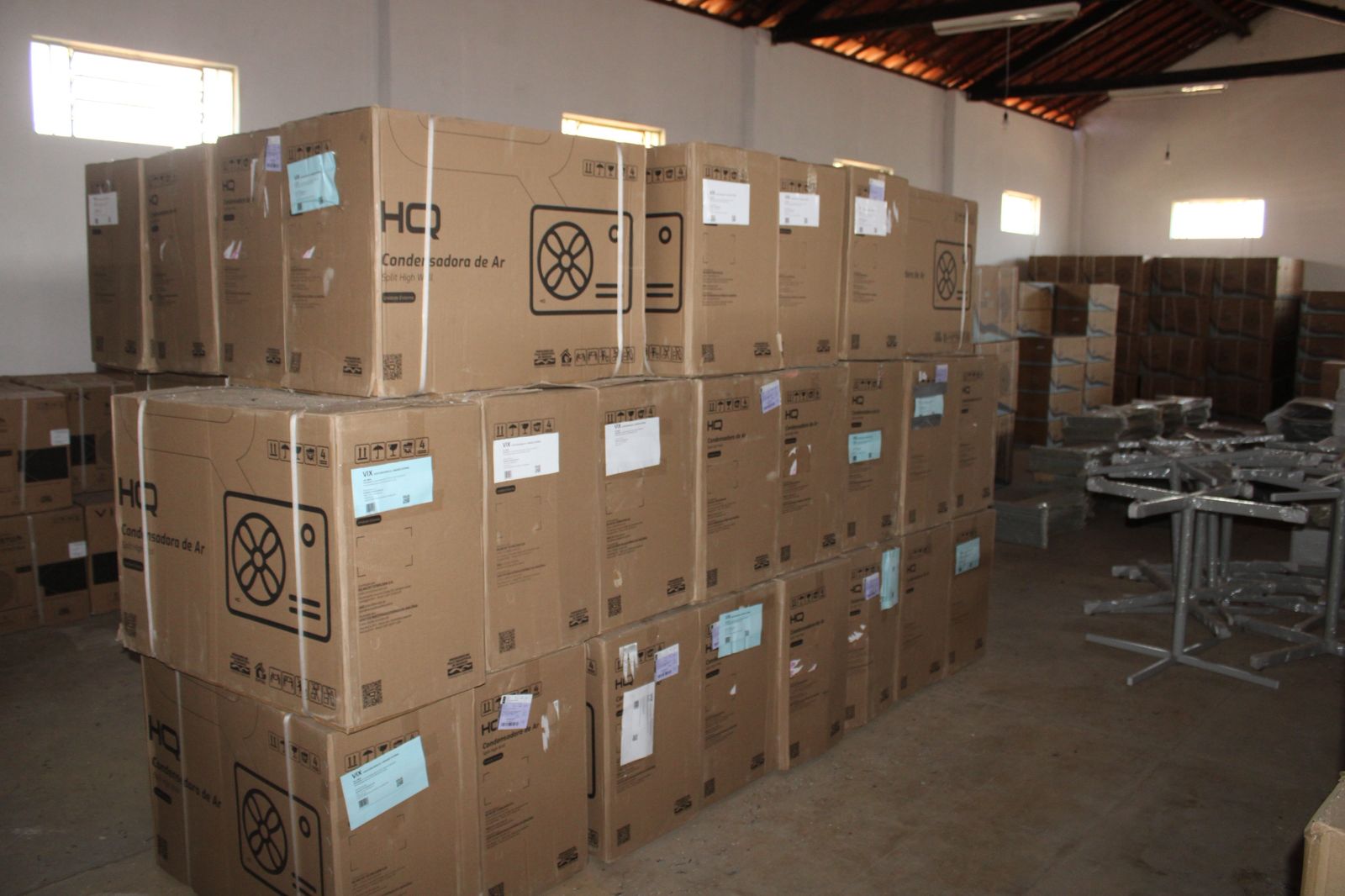Escolas de Piripiri recebem R$ 1 milhão em equipamentos para infraestrutura