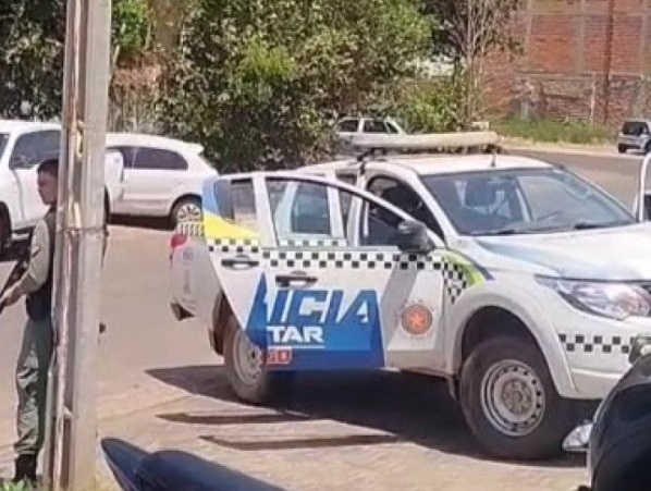 PM conduz professor suspeito de agredir colegas de trabalho em escola do Piauí