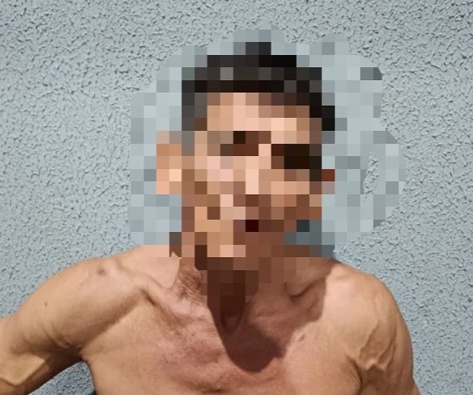 Homem é preso acusado de manter companheira em cárcere privado