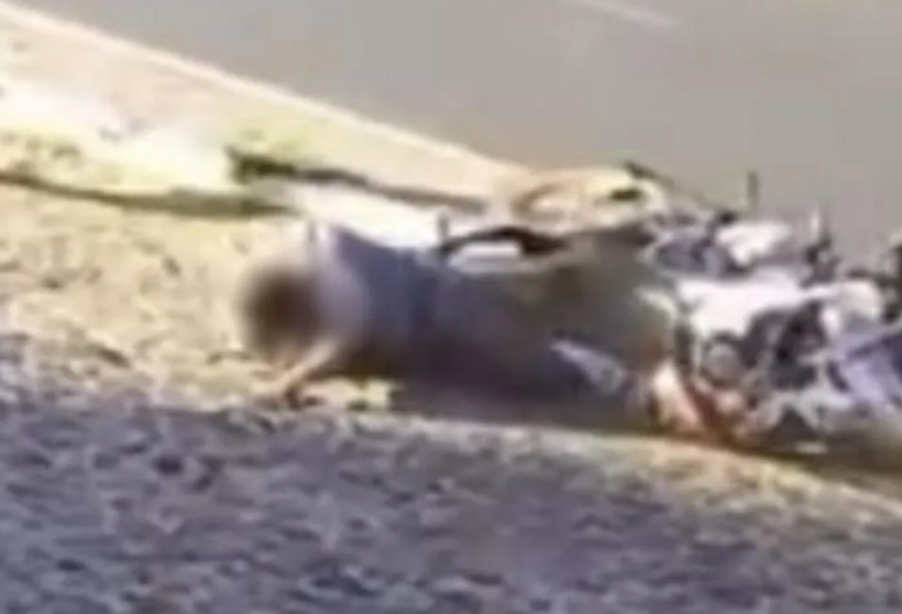 Homem fica ferido após acidente de moto em avenida de Pedro II