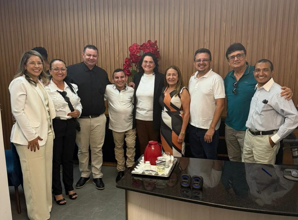 Secretário Neto da Chrisfapi participa da inauguração do CER III em Piripiri