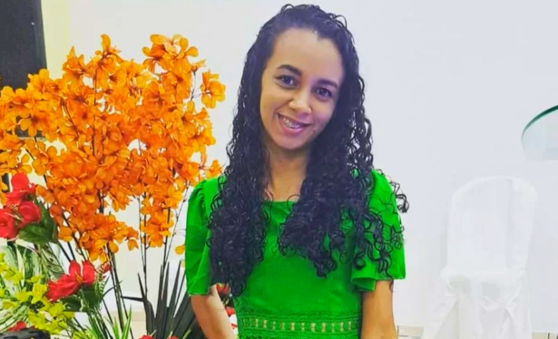 Mulher morre e criança fica ferida em colisão entre motos na BR-343