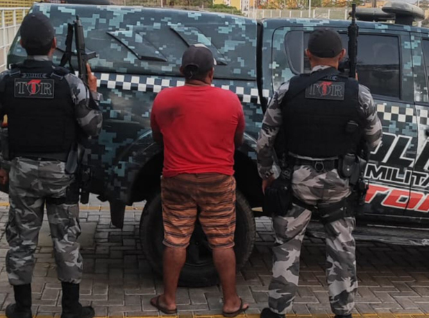 Padrasto é preso por suspeita de filmar e divulgar vídeo da enteada