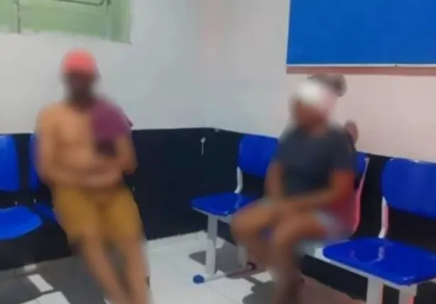 Homem é preso acusado de agredir esposa com golpes de facão