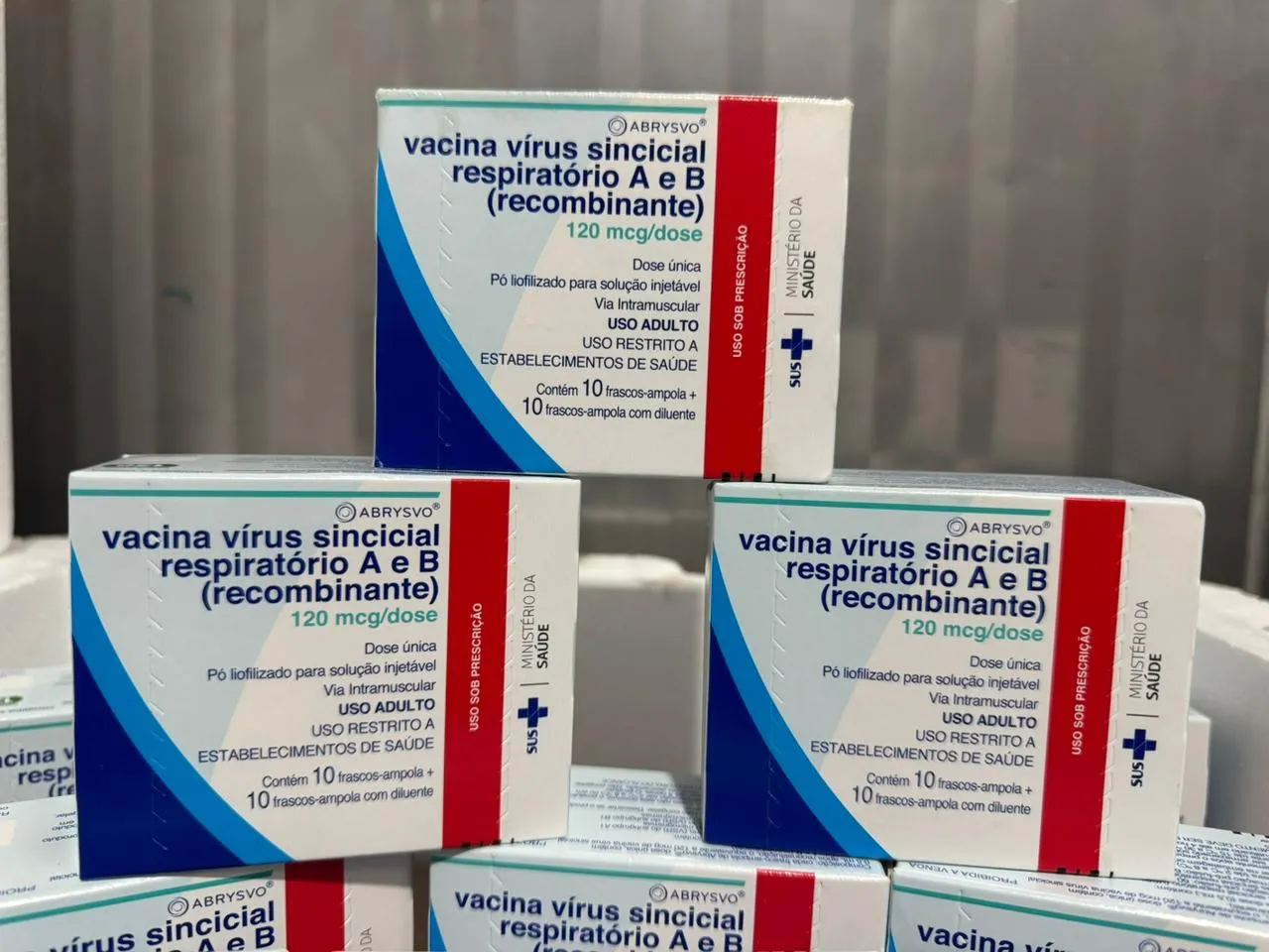 Piauí recebe 11 mil doses de vacina contra bronquiolite para proteger gestantes