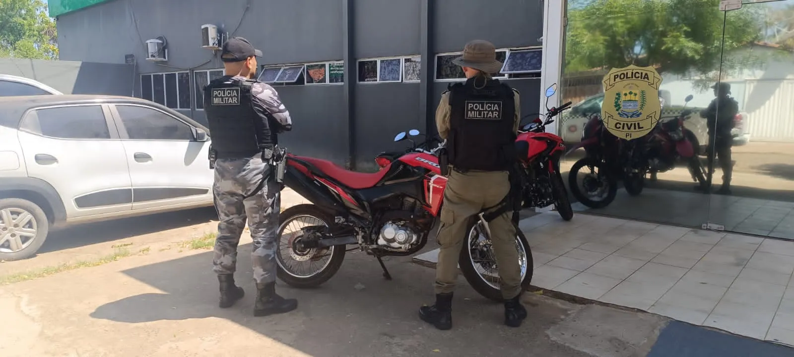 Moto roubada no Ceará é apreendida no Centro de Piripiri