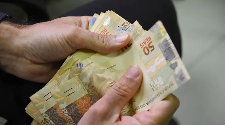 Governo antecipa liberação de saque FGTS para 14 milhões de trabalhadores