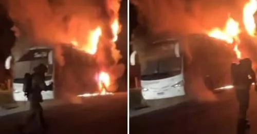 Ônibus de turismo pega fogo e é destruído no interior do Piauí