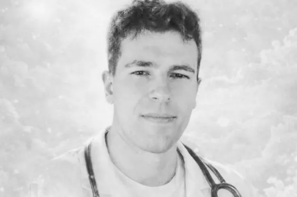 Médico nefrologista Tiago Barcellos morre aos 37 anos