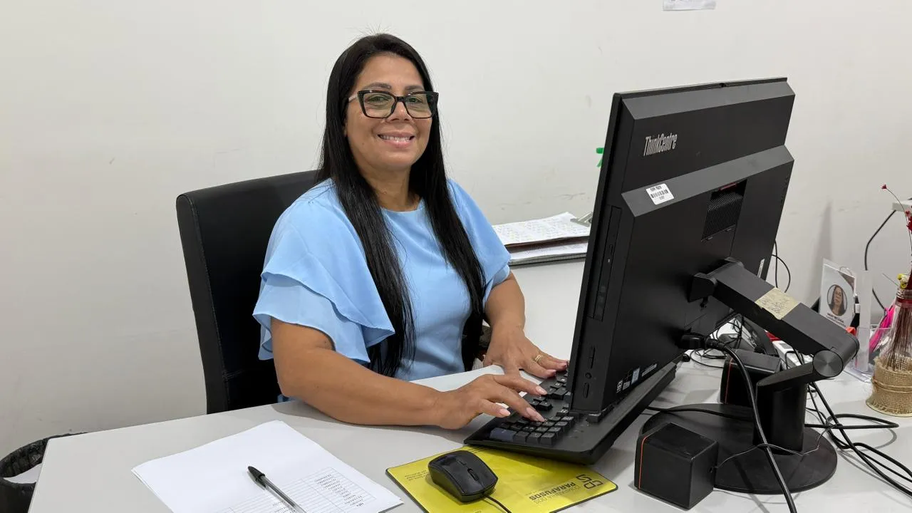 Procon de Piripiri notifica escolas sobre lista de material escolar