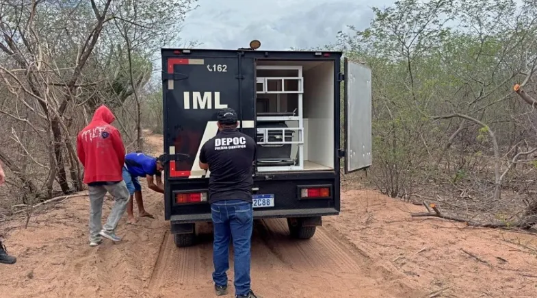 Corpo em estado de decomposição é encontrado em área de mata no Piauí