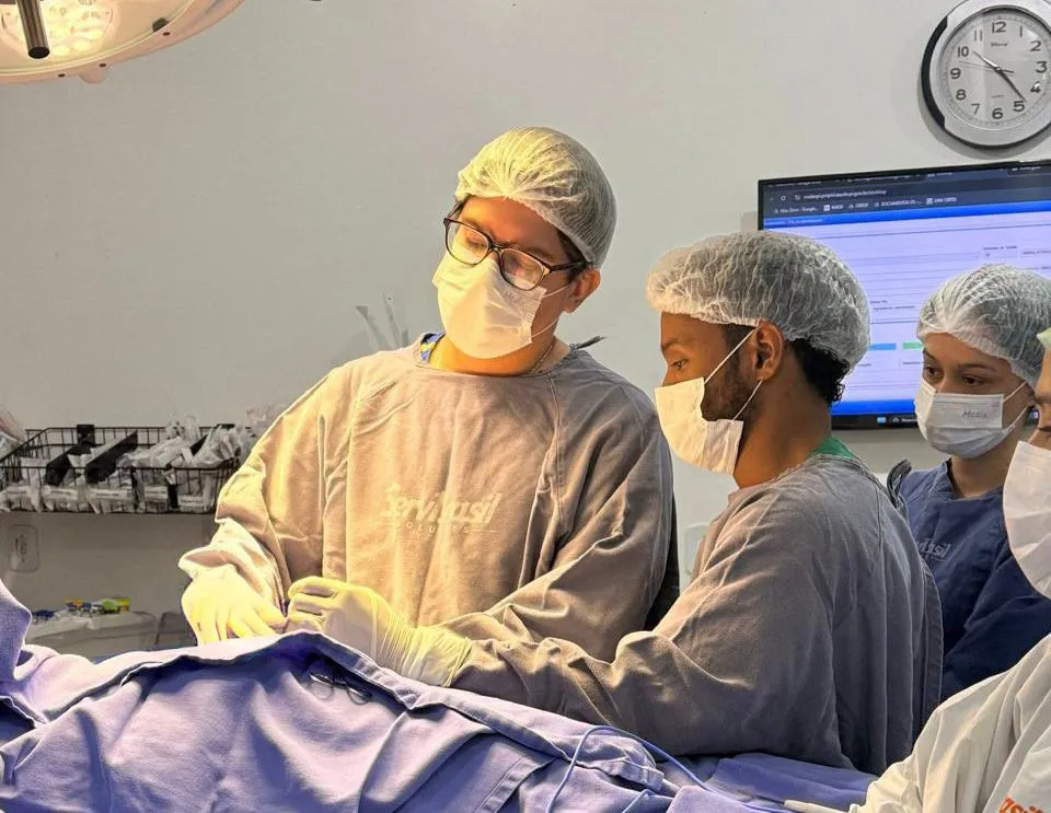 HRCR realiza primeira cirurgia oncológica do aparelho digestivo em Piripiri