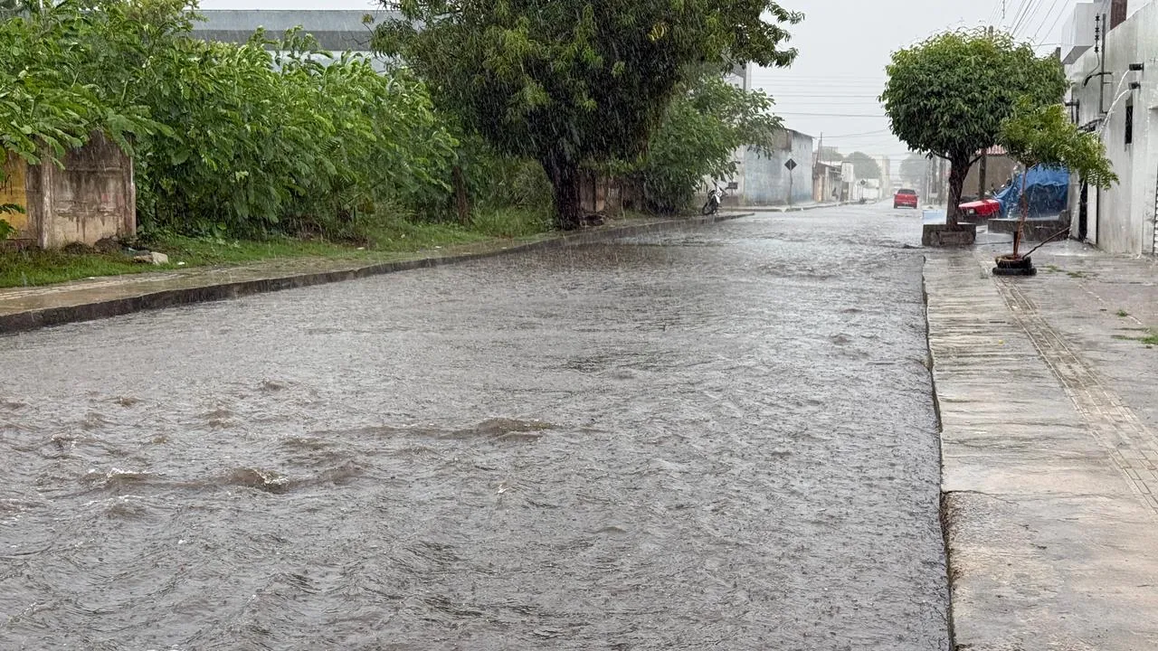 Chuva intensa causa transtornos em Piripiri e cidades vizinhas