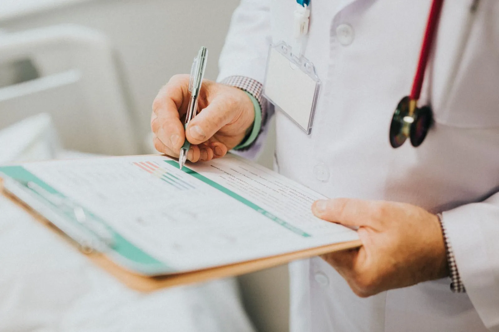 MEC cancela cursos particulares de medicina previstos para o PI