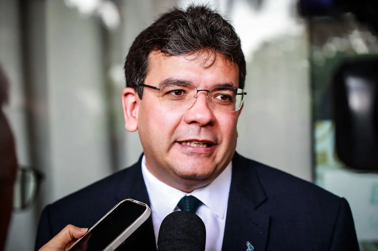 Reajuste geral dos servidores do PI será de 5,6%, afirma governador