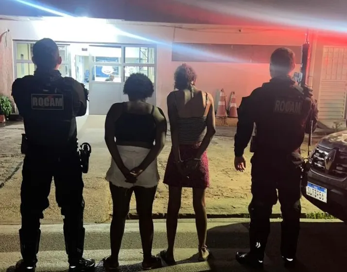 Duas mulheres com mandados por tráfico e furto são presas