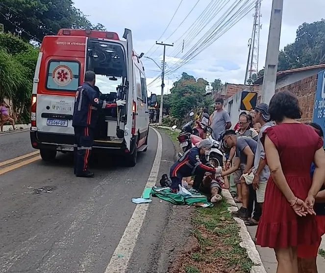 Colisão frontal entre motocicletas deixa dois feridos na PI-477, em Pedro II