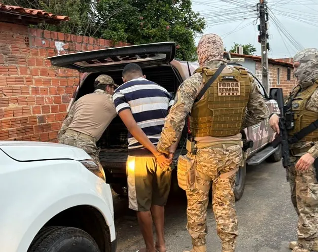 Dois homens são presos por roubo após investigação policial