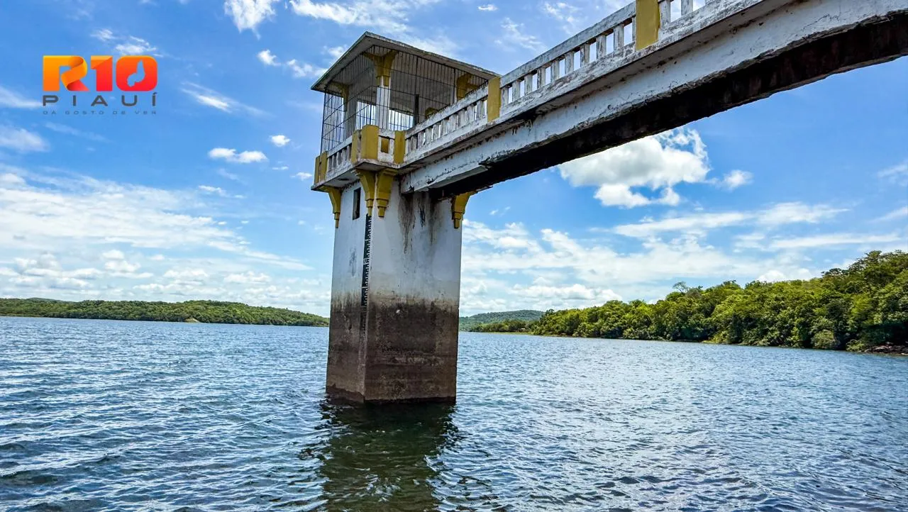 Açude Caldeirão em Piripiri chega ao volume máximo