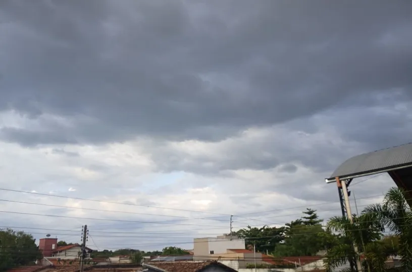 Inmet emite alerta de perigo para chuvas intensas em todo o Piauí 