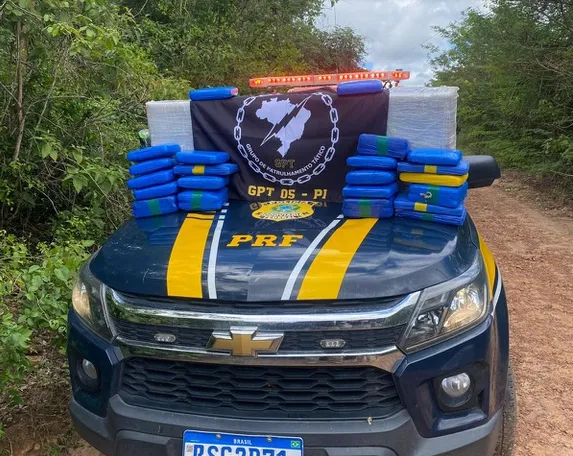 Polícia Rodoviária Federal apreende cerca de 90 quilos de skunk