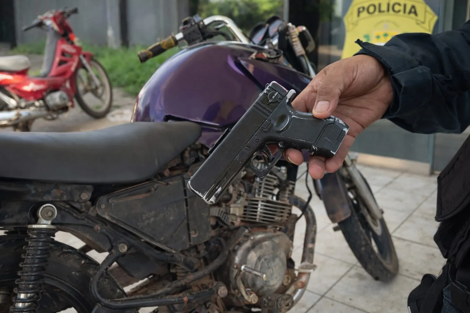 Polícia Militar prende suspeito de roubo de motocicleta em Piripiri