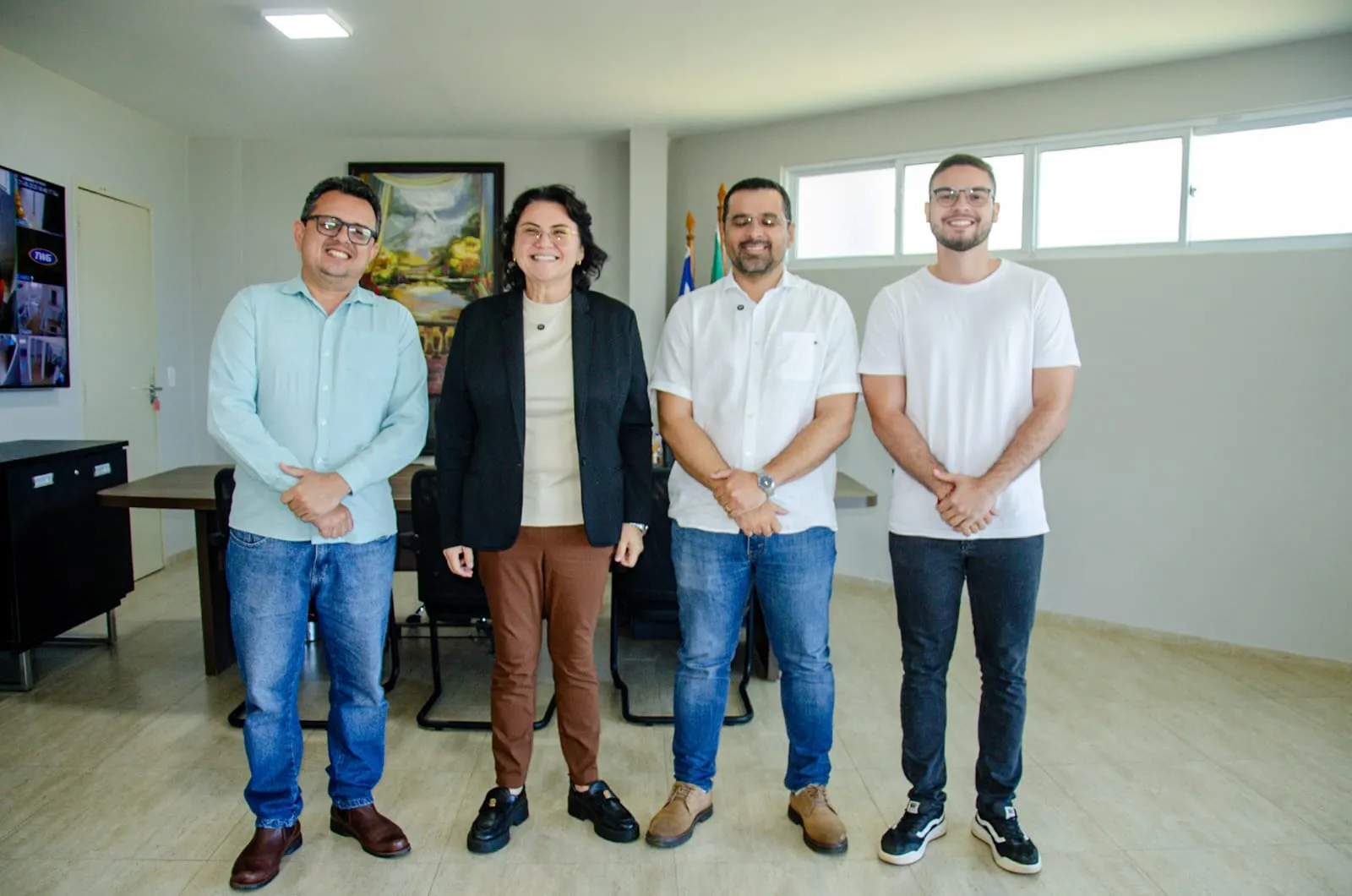 Prefeita Jôve Oliveira anuncia entrega do Residencial Antônia Flor