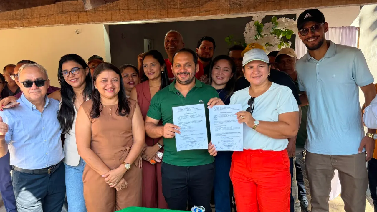 Prefeito Professor Dominguinho entrega UBS na comunidade Pantanal