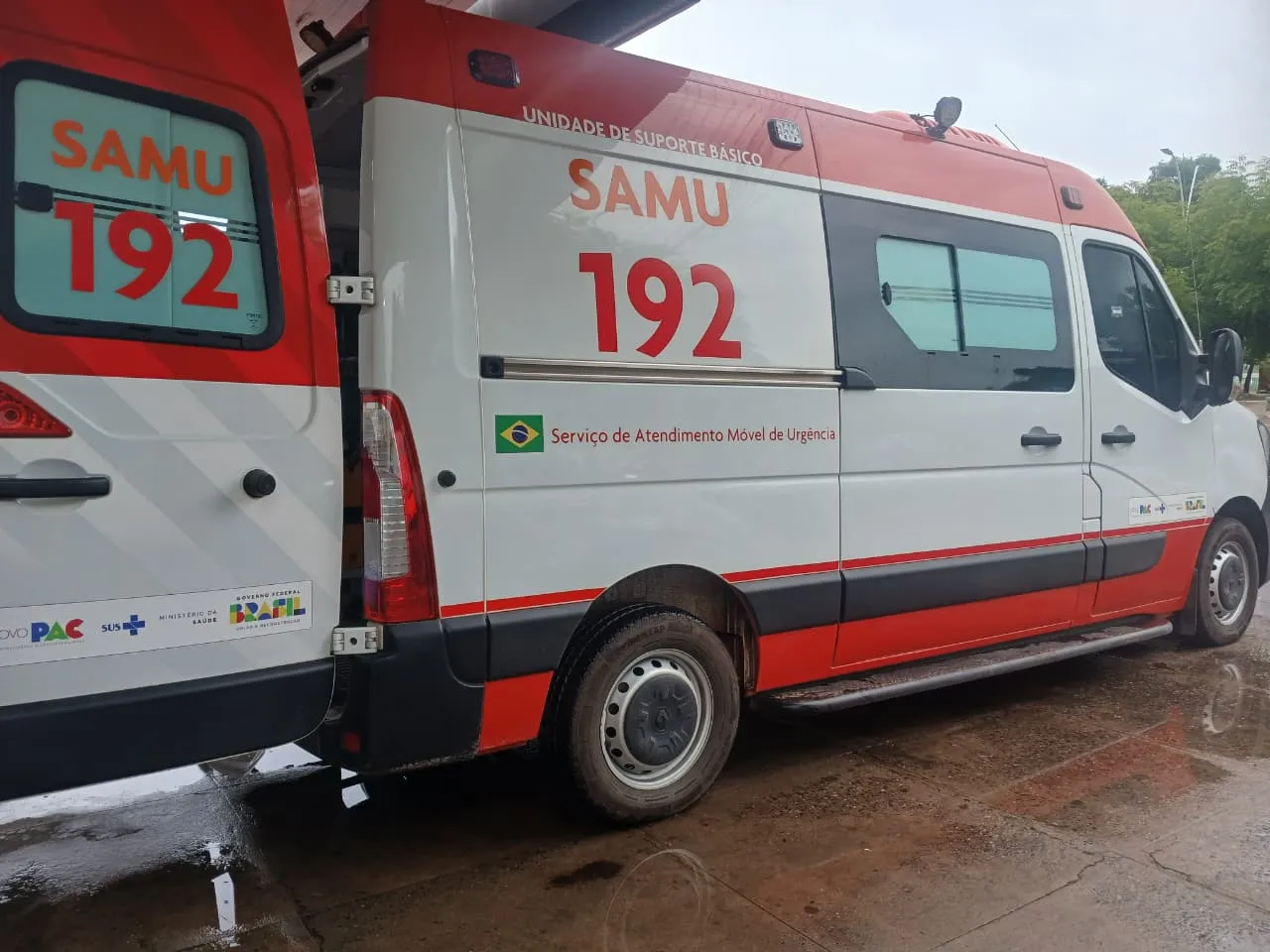 Homem morre afogado ao tentar salvar adolescente em balneário