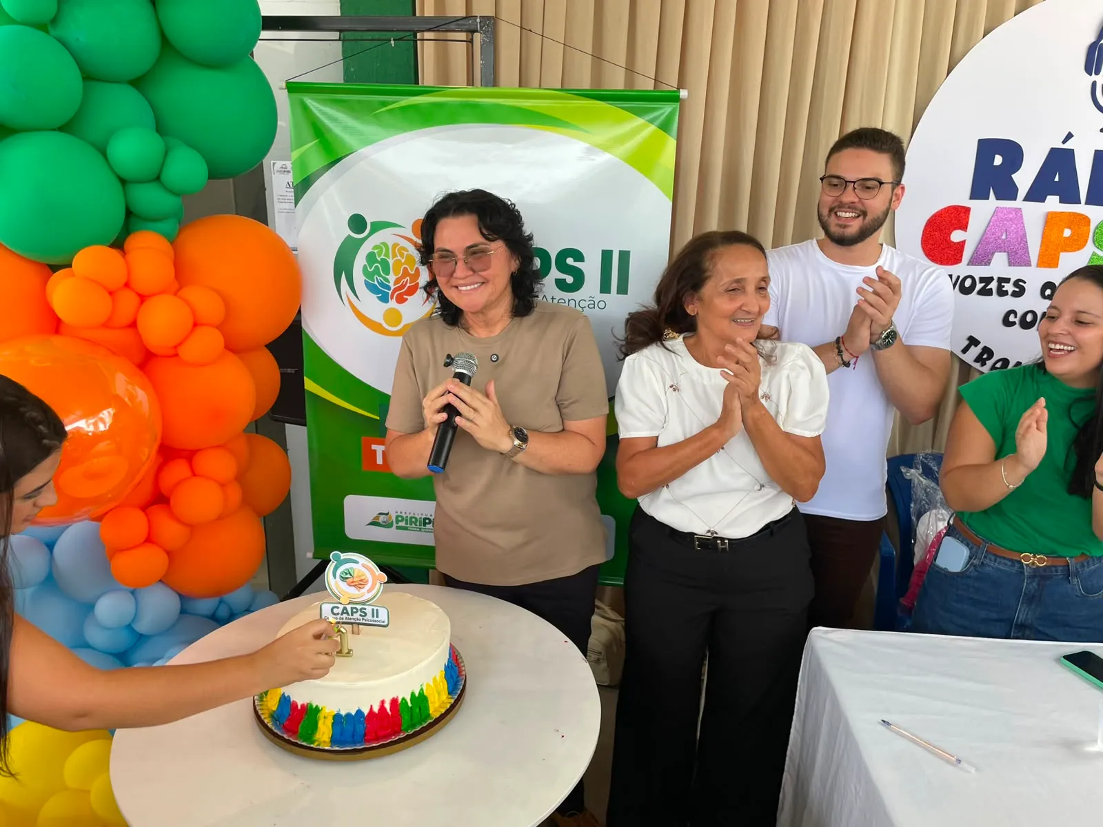 Prefeita Jôve Oliveira participa de edição especial da Rádio CAPS II